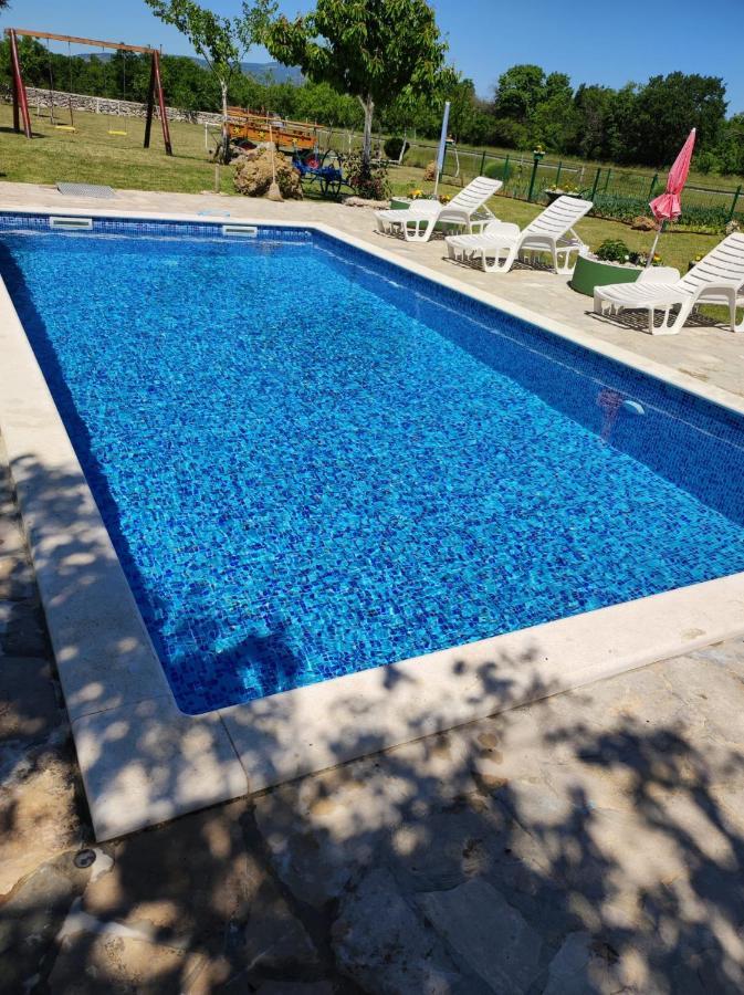 Nikini Dvori Villa Gradac  Eksteriør billede